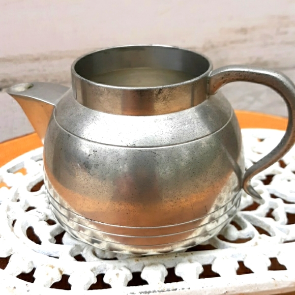 EUC SELANGOR PEWTER MID-CENTURY CREAMER AND SUGAR BOWL - Picture 3 of 10